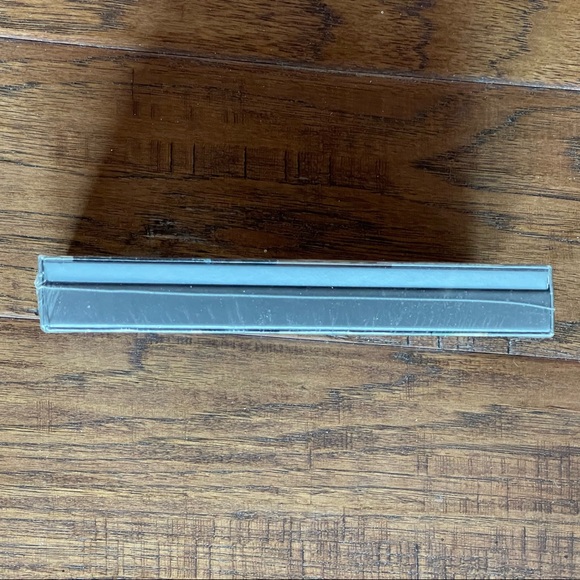 “THE WEST WING” COMPLETE SEASON 6 SET OF DVDS 📀 - Picture 4 of 4